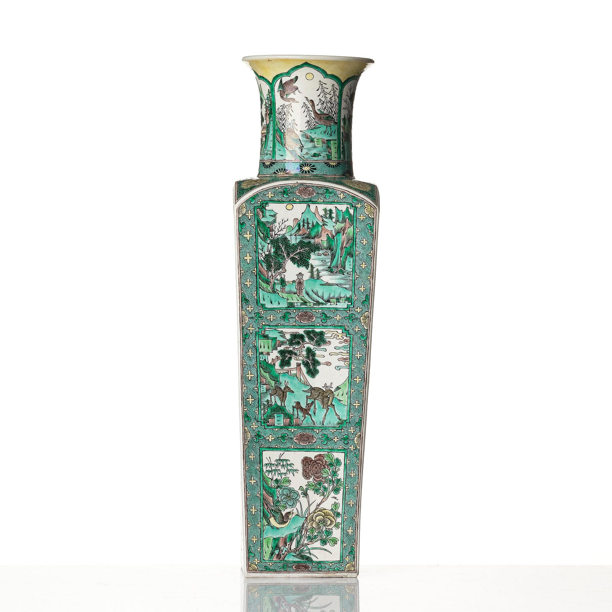A famille verte and jeune vase, Qing dynasty, 19th century.