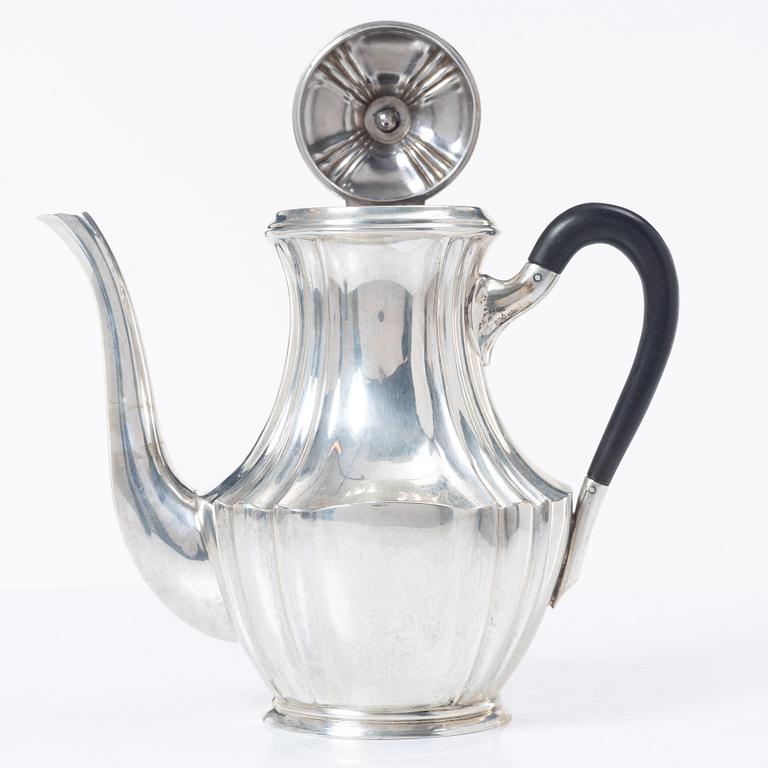 Coffee pot, silver, 1919.