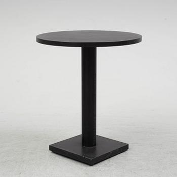 BORIS BERLIN/POUL CHRISTIANSEN, bord med två stolar, "Non", Komplot design, Källemo.