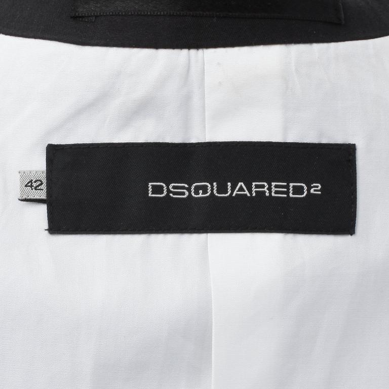 DSQUARED, a black cotton and silk two-piece suit consisting of jacket and pants. Size 42.