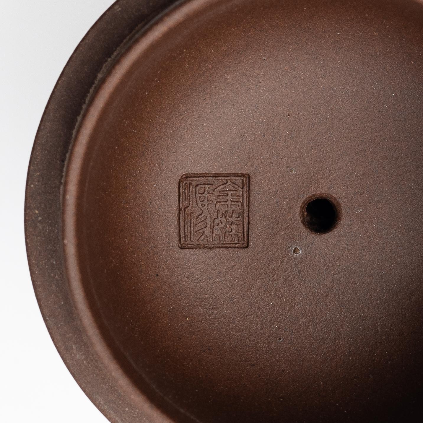 A group of three Chinese yixing 'gongfu' teapots, 1980s.