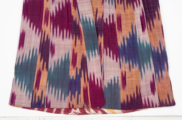 A woman’s Chapan, silk and cotton Ikat, Central Asia, 1880s.