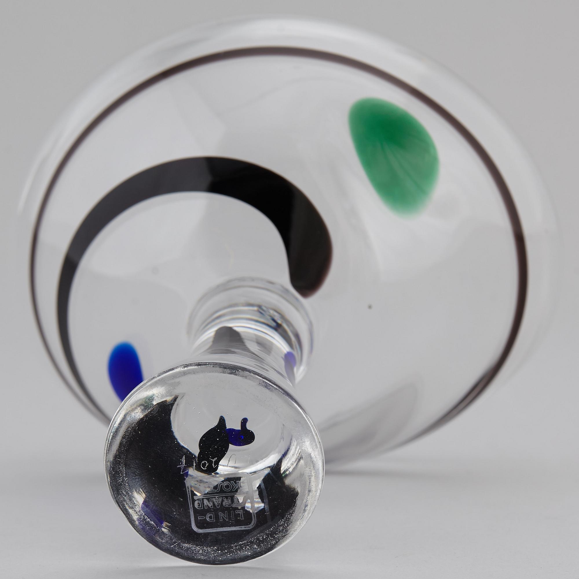 VICKE LINDSTRAND, an 'Abstracta' glass bowl from Kosta, 1950's.