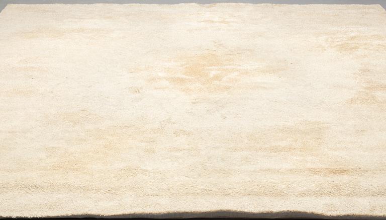 MATTA, "Stubb spec" tuftad, Gunilla Lagerhem Ullberg, Kasthall, ca 388 x 348 cm.