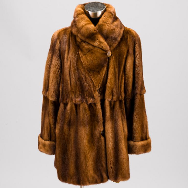 PÄLS av Benjamin Fourrures, Lausanne Geneve.