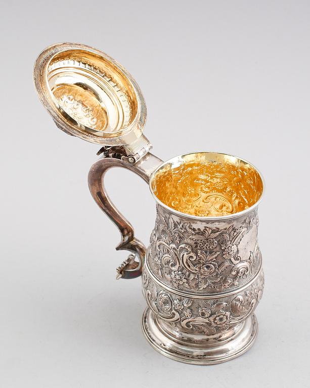 STOP, silver, IM,  London 1766. Vikt ca 788 g.