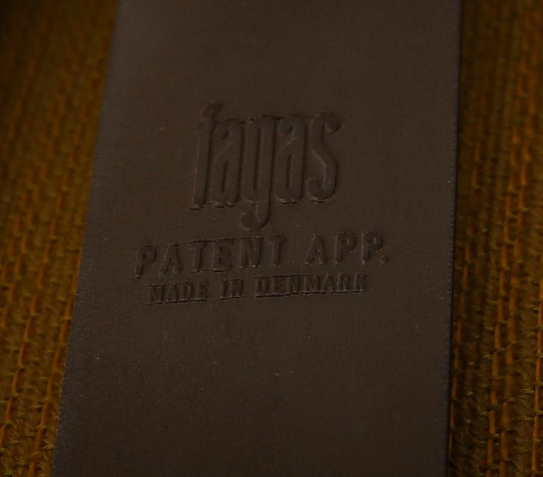 KARMSTOLAR, 1 par,"F 139", Karl Erik Ekselius, 1900-talets mitt.