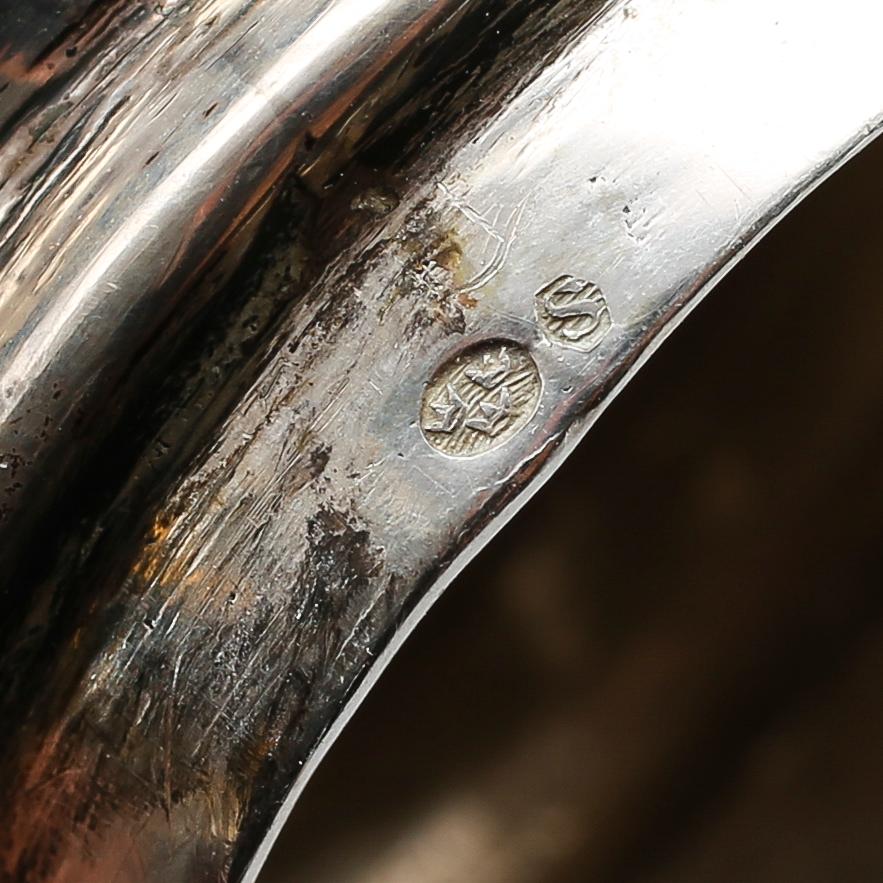 SOCKERSTRÖARE, silver, svenska importstämplar, 1900-talets första hälft. Vikt ca 241 gram.