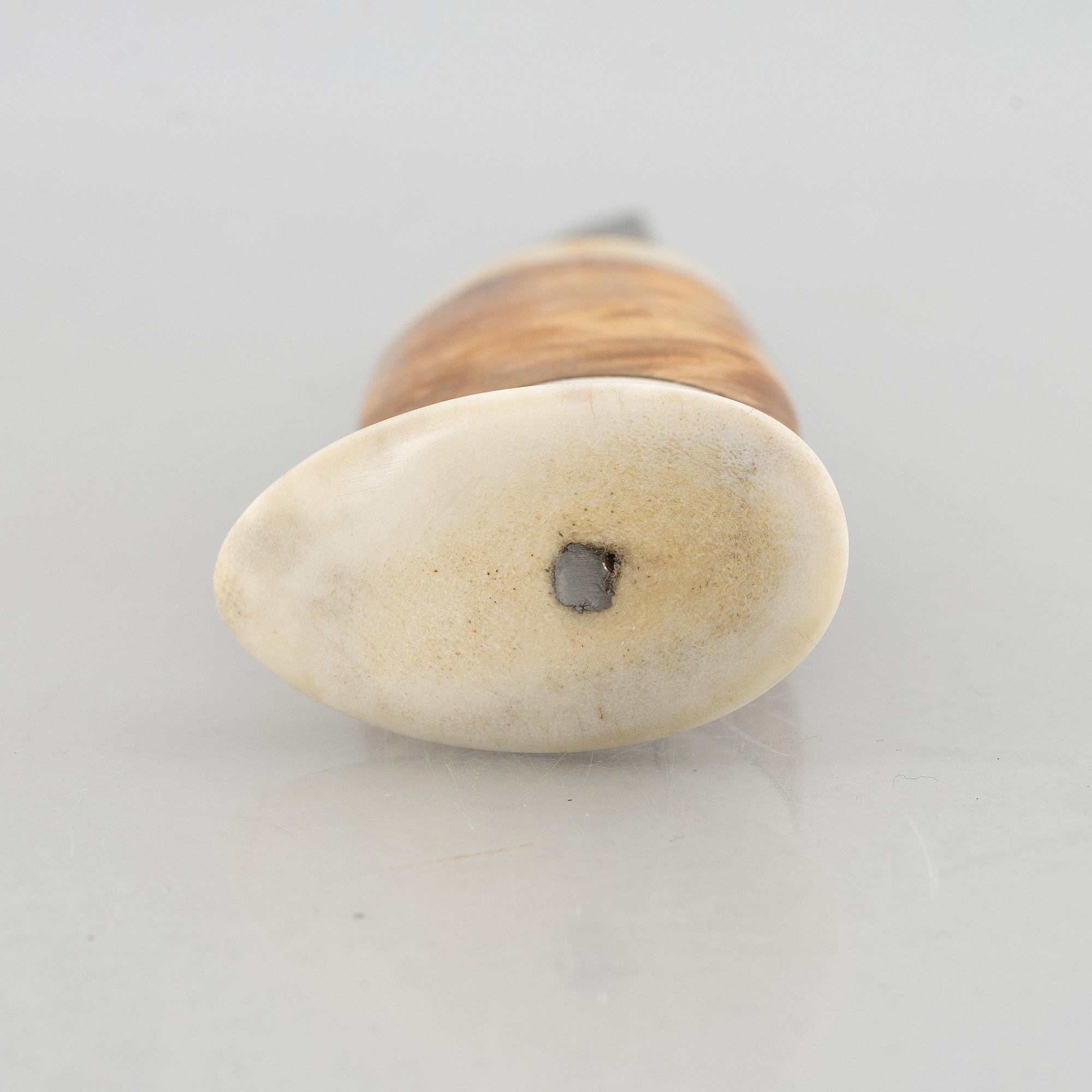 Per Isak Juuso, a reindeer horn knife, Karesuando.