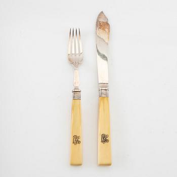 Mappin & Webb fish cutlery 24 + 2 dlr sterling silver Sheffield 1903.