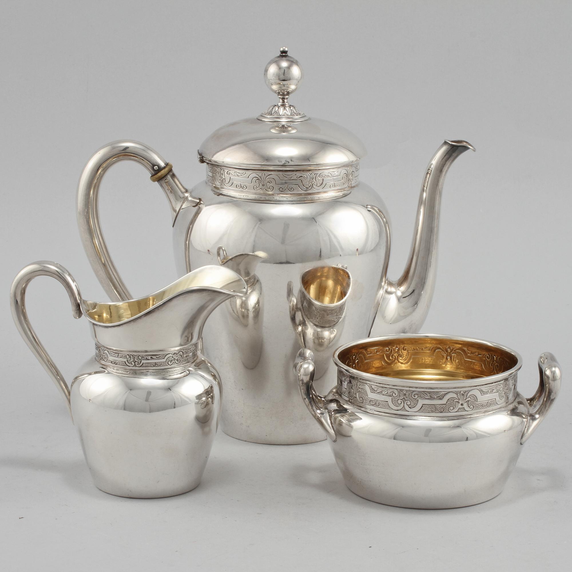 KAFFESERVIS, 3 delar, silver, C. G. Hallberg Stockholm, 1913, vikt 910g.