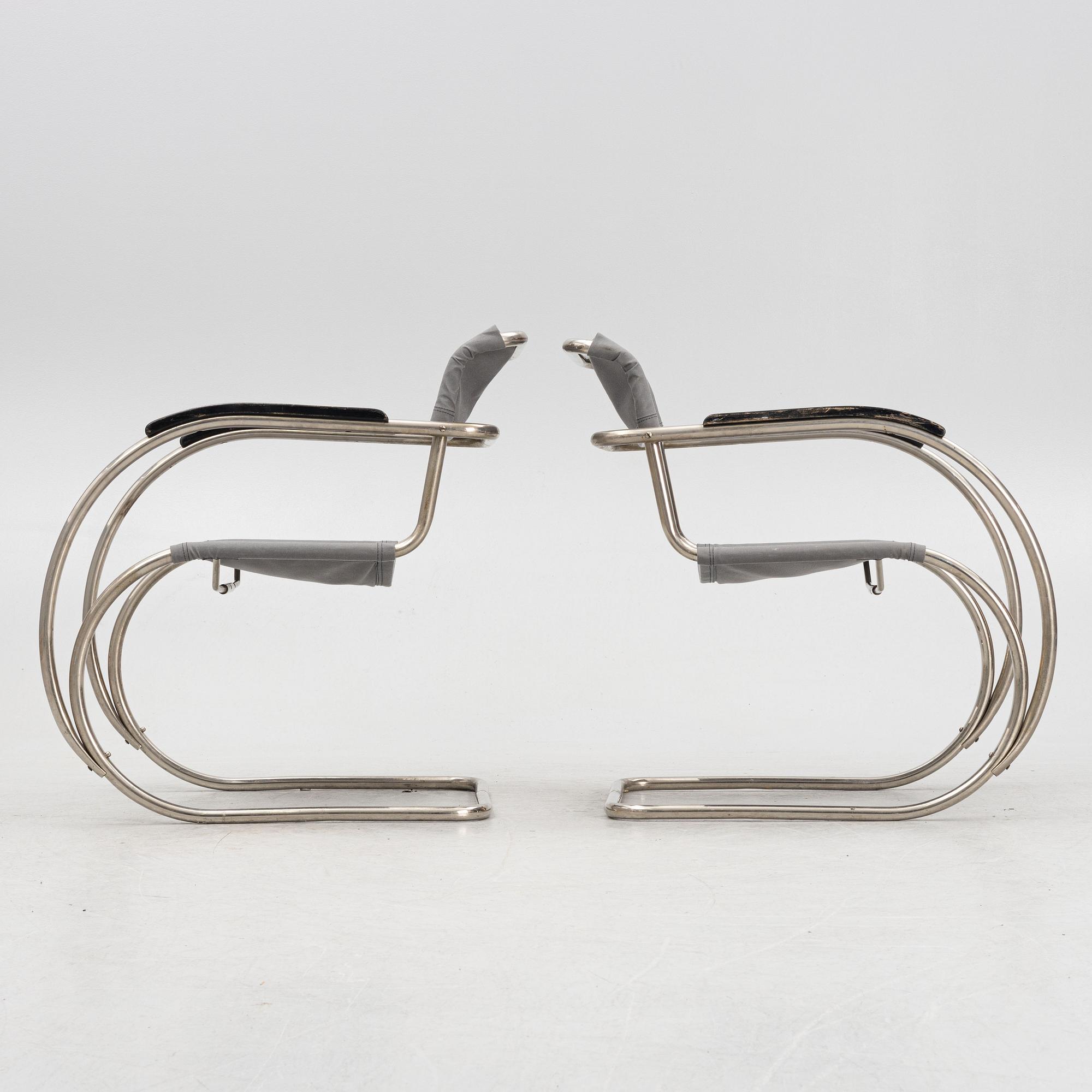 Karmstolar, ett par, modell 1001/FS. A.W. Nilssons Fabriker, Malmö 1930-tal.