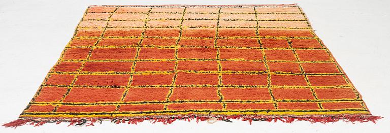 Matta, semiantik Marocko, ca 225 x 171 cm.