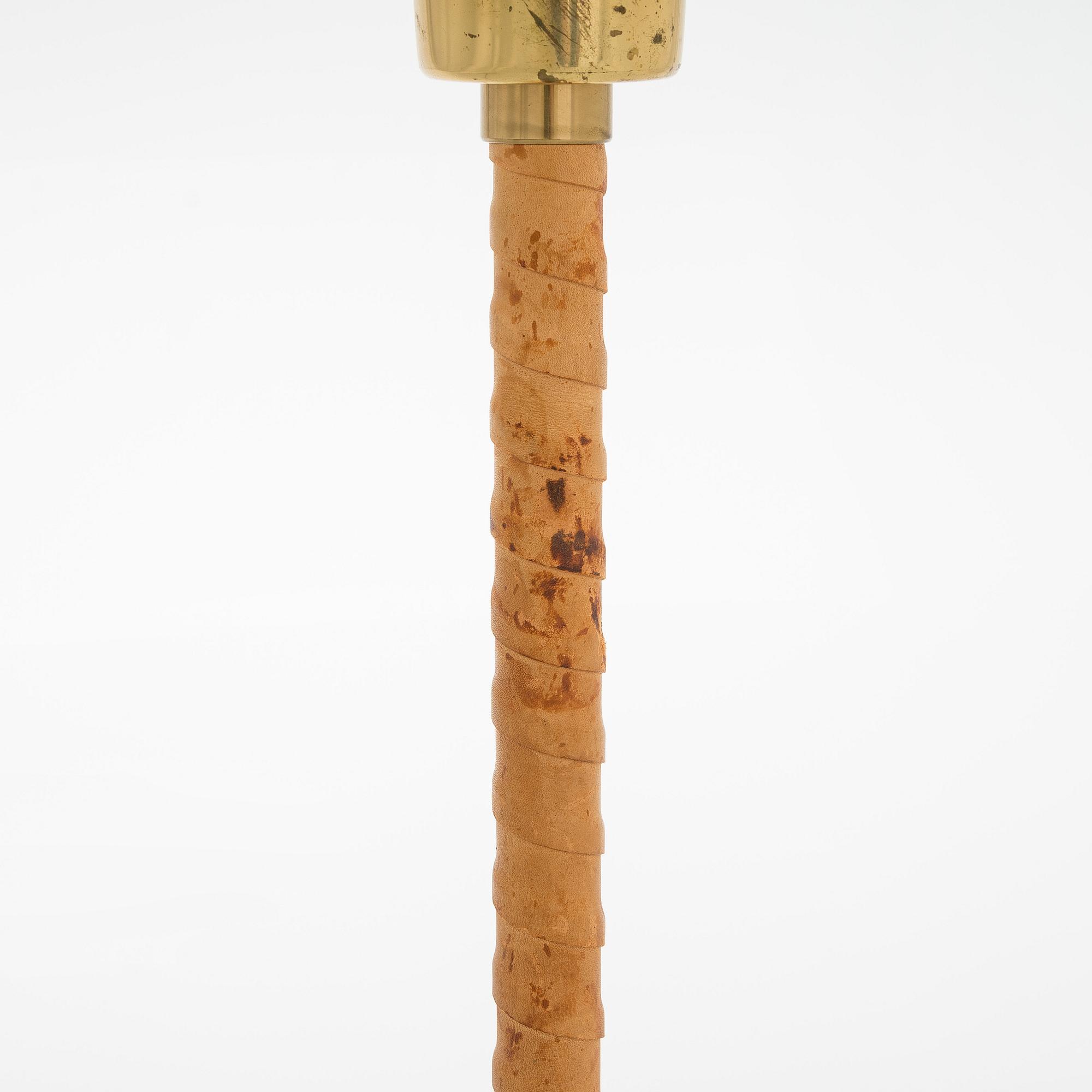 Lisa Johansson-Pape, pöytävalaisin, malli 940-025 Stockmann Orno, 1900-luvun puoliväli.