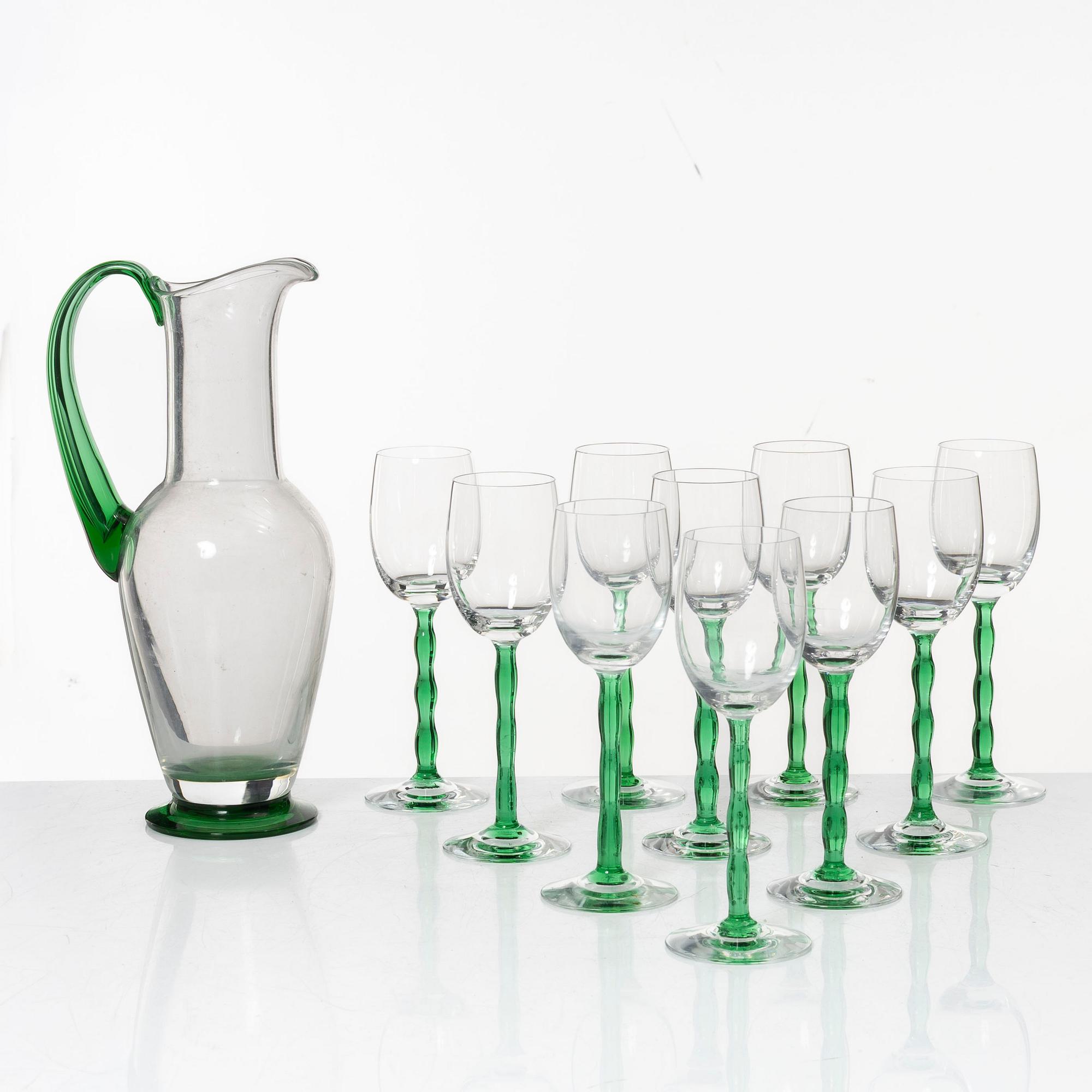 Gunnar Cyrén, eleven 'Nobel' glass service pieces, Orrefors.