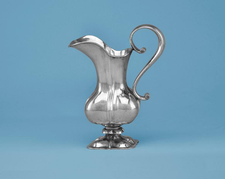 VIINIKANNU, 13L hopeaa Itävalta-Unkari 1850. Paino 429 g.
