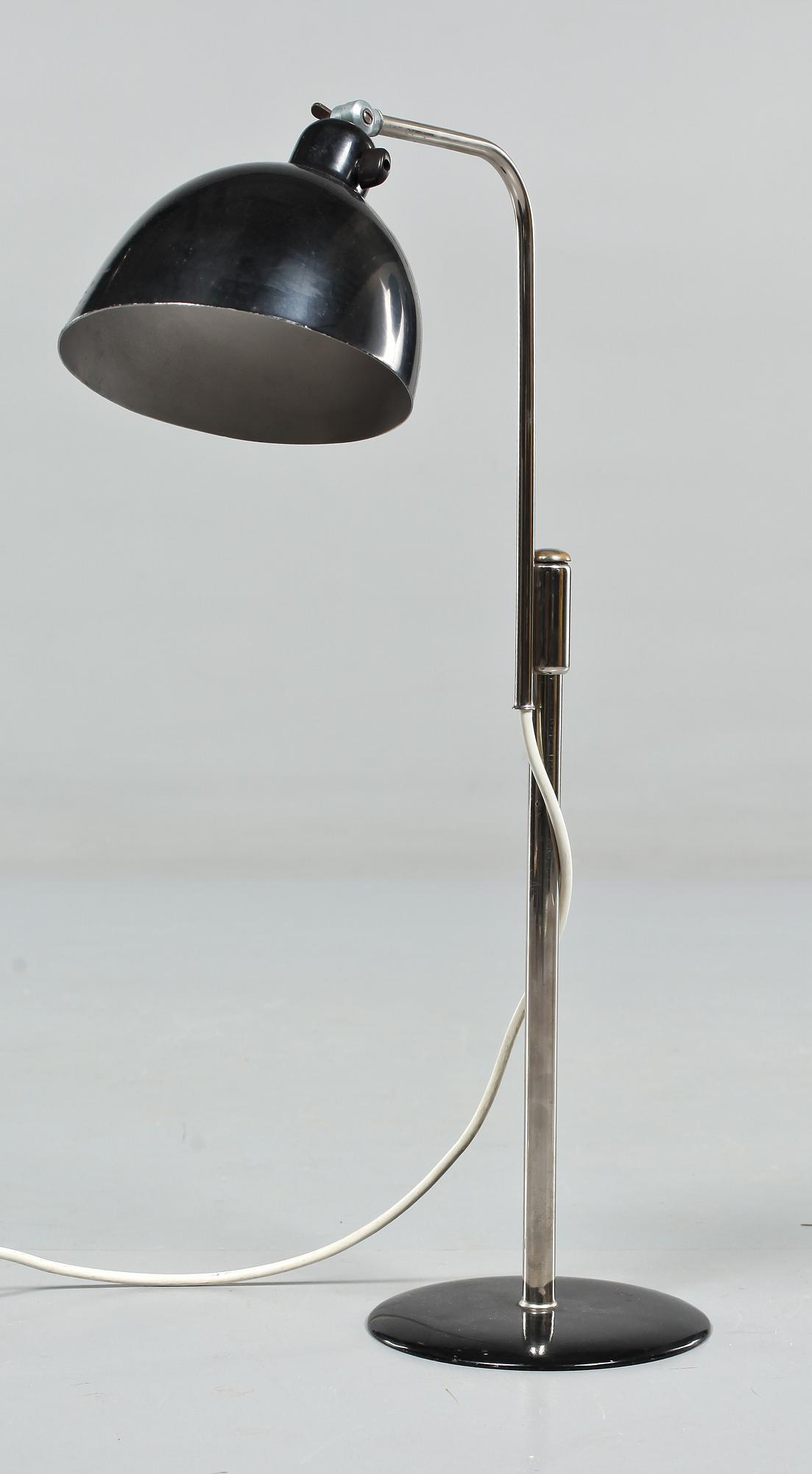 BORDSLAMPA, 1900-talets mitt.
