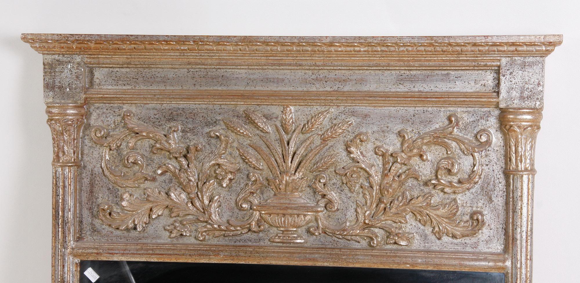 SPEGEL. Gustaviansk stil.