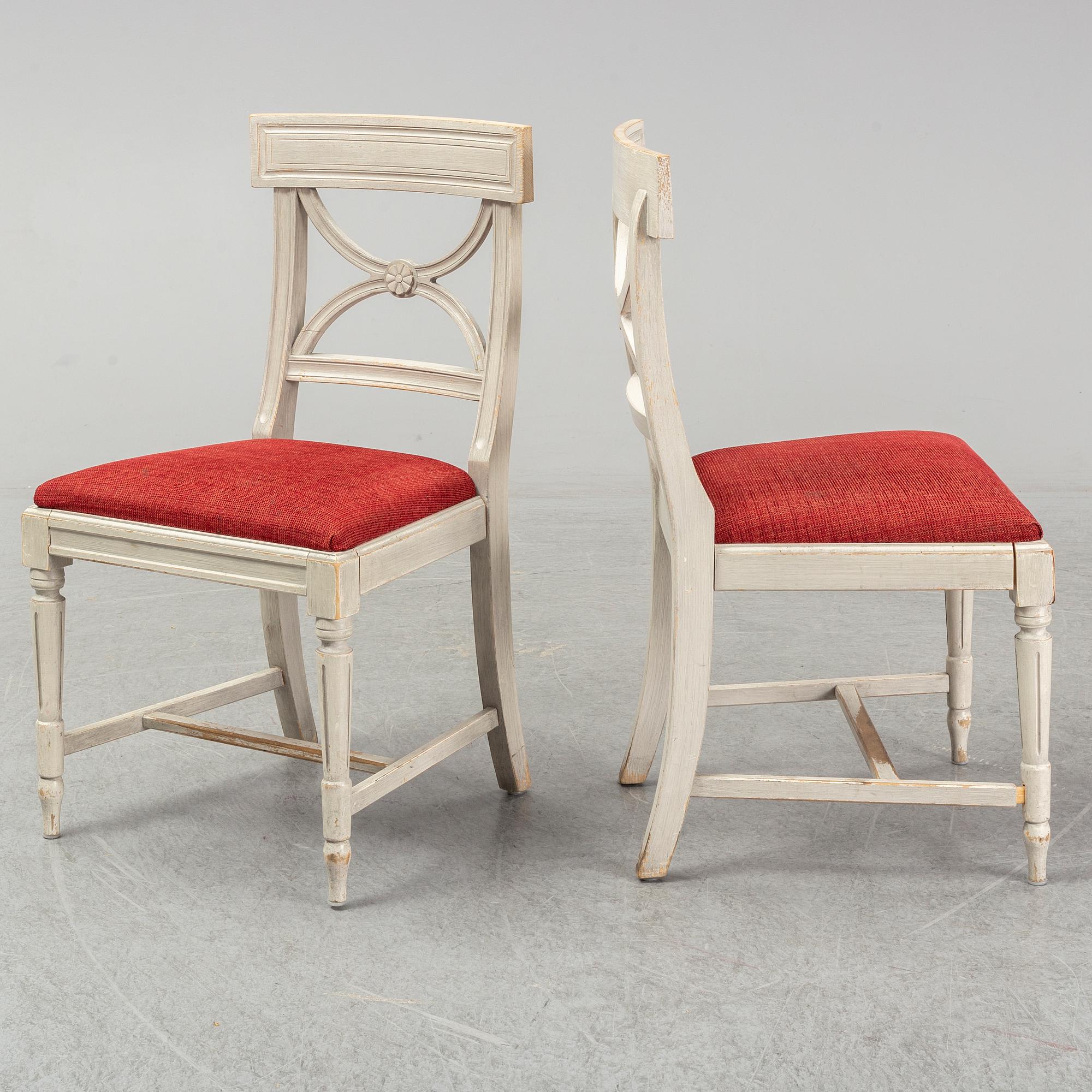 Eight late 20th century Gustavian style chairs.
