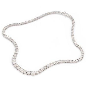 A line necklace with 104 brilliant cut diamonds total carat weight circa 25.44 cts. Quality circa G-H/VS-SI.