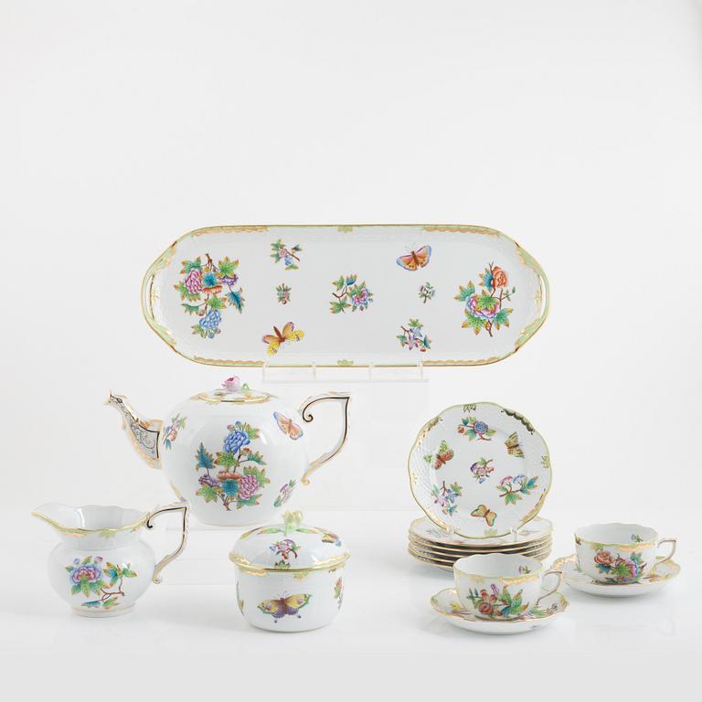 A 28-piece Herend porcelain tea service, 'Queen Victoria', Hungary.