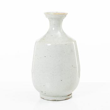 Flaska, stengods, Korea, Joseon, 1700-/1800-tal.