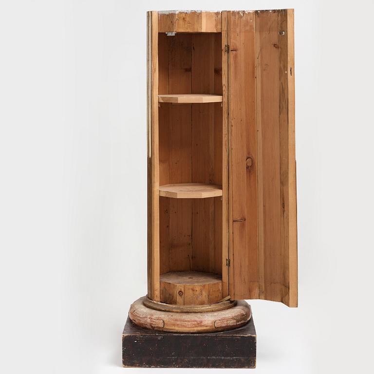 A late Gustavian late 18th century column.