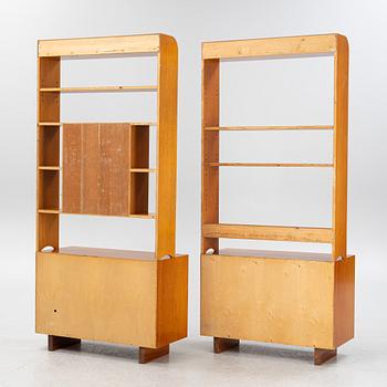Josef Frank, bokhylla med vitrin, modell 2112, Firma Svenskt Tenn.