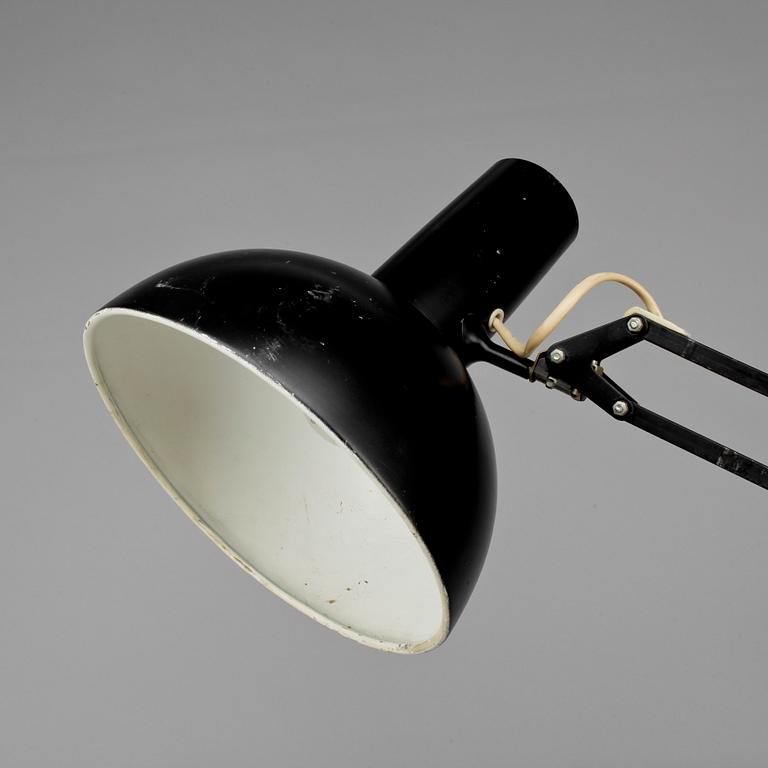 SKRIVBORDSLAMPA, Louis Paulsen, Danmark. 1900-talets andra hälft.