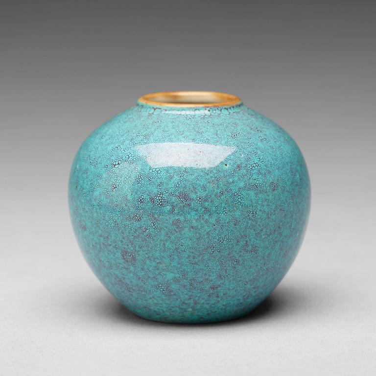 A 'Robins Egg' glazed brush washer, Qing dynasty (1644-1912).