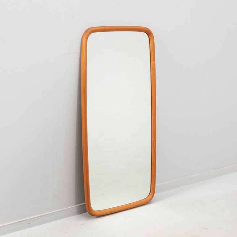 Spegel med hylla samt vägglampa "Runa" Fröseke 1960/70-tal.