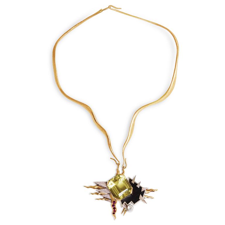 A Kristian Nilsson 18K whhite and red gold necklace with pendant, Stockholm 1976.