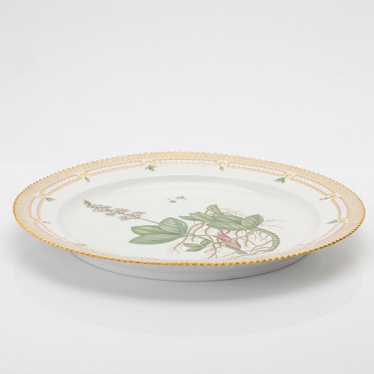 Fat, porslin, "Flora Danica", Royal Copenhagen, Danmark, 1900-tal.