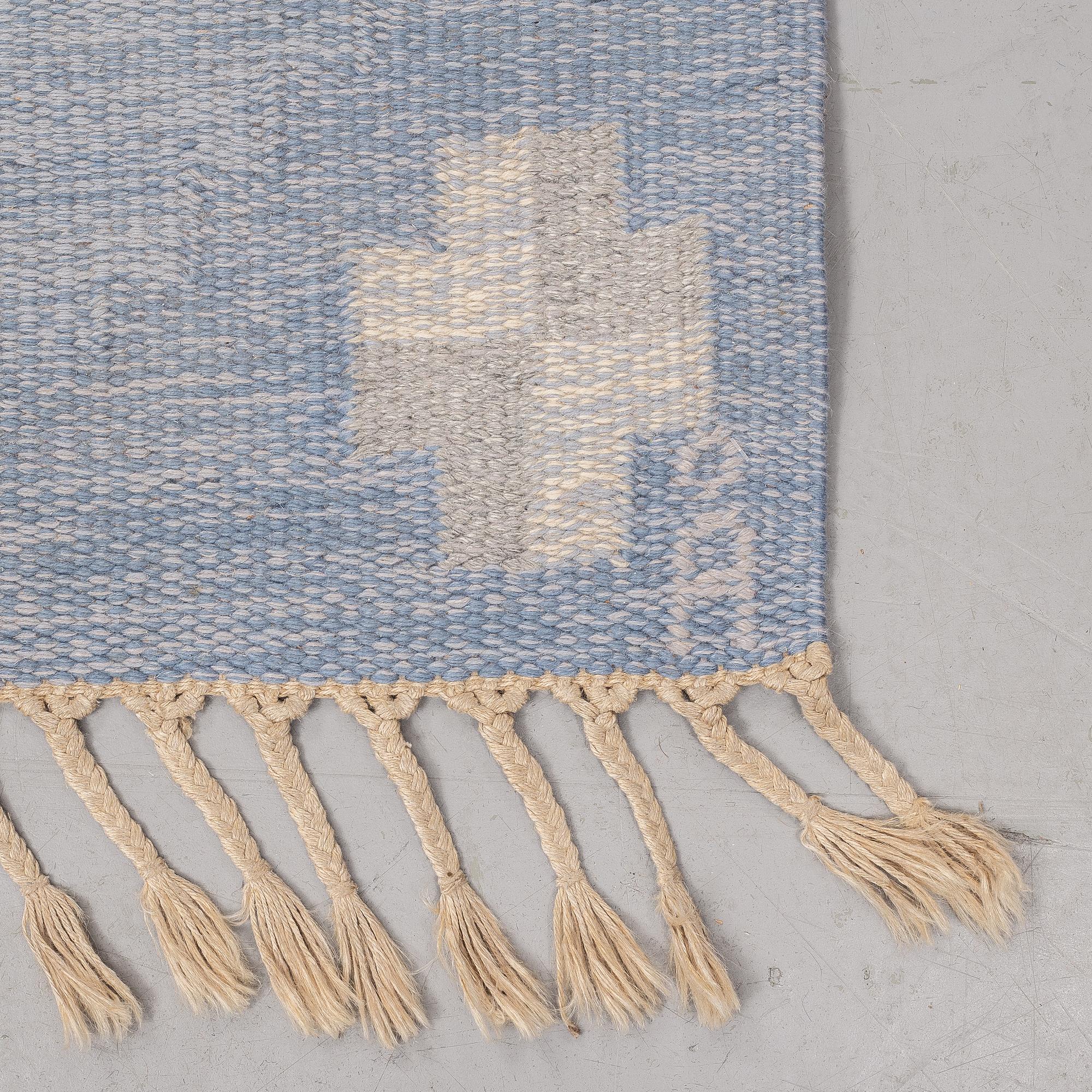Anna-Johanna Ångström, matto, flat weave, ca 235-236,5 x 165-166 cm, signed Å.
