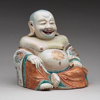 A large famille rose tureen with cover in the shape of Budai, Qing dynastin, Qianlong (1736-95).