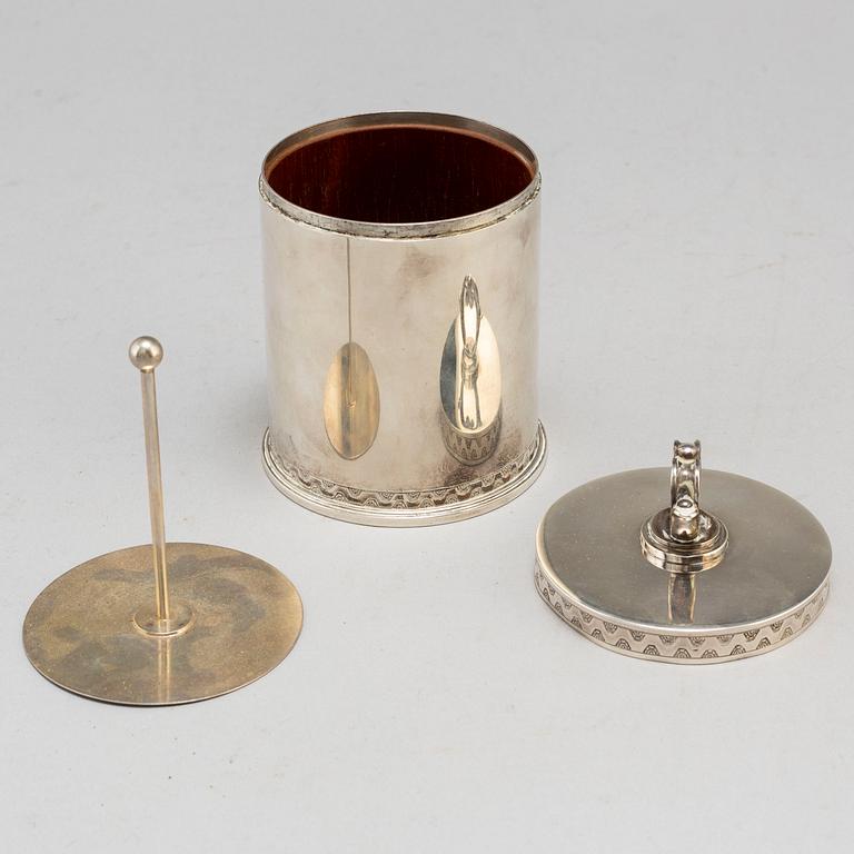 ATELIER BORGILA, cigarettburk, sterling silver Stockholm 1940.