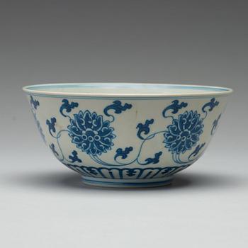 A blue and white lotus bowl, late Qing dynasty, with Daoguang six character seal mark.