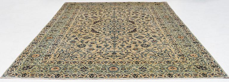 Carpet, Keshan, approx. 405 x 275 cm.