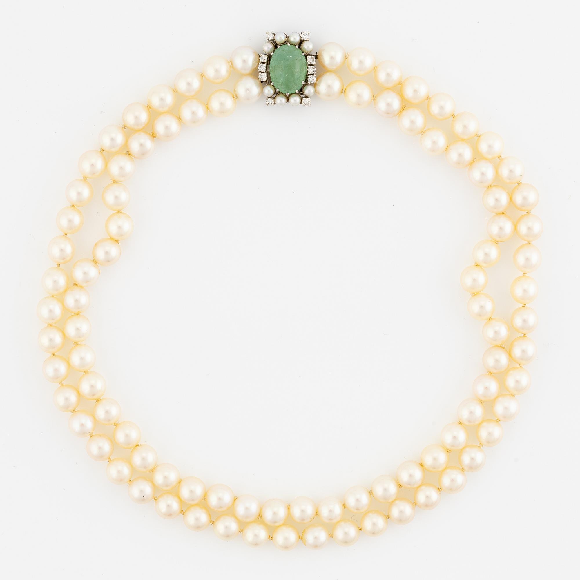 Collier två rader odlade pärlor lås 18K vitguld.