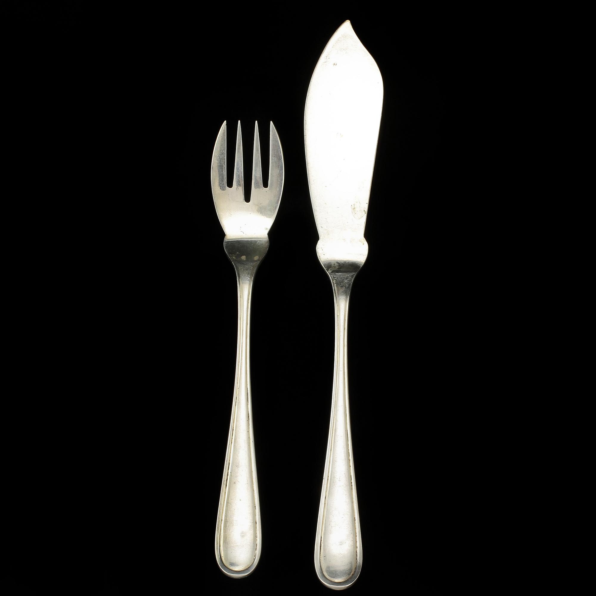FISKBESTICK, 24 st, silver, mästarstämpel CVK, Holland, 1931. Vikt 1248 g.
