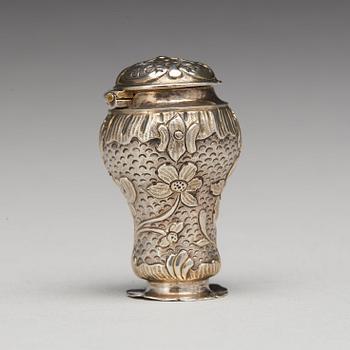 Anders Morman, luktdosa, silver, Stockholm (verksam 1776-1805). Rokoko.