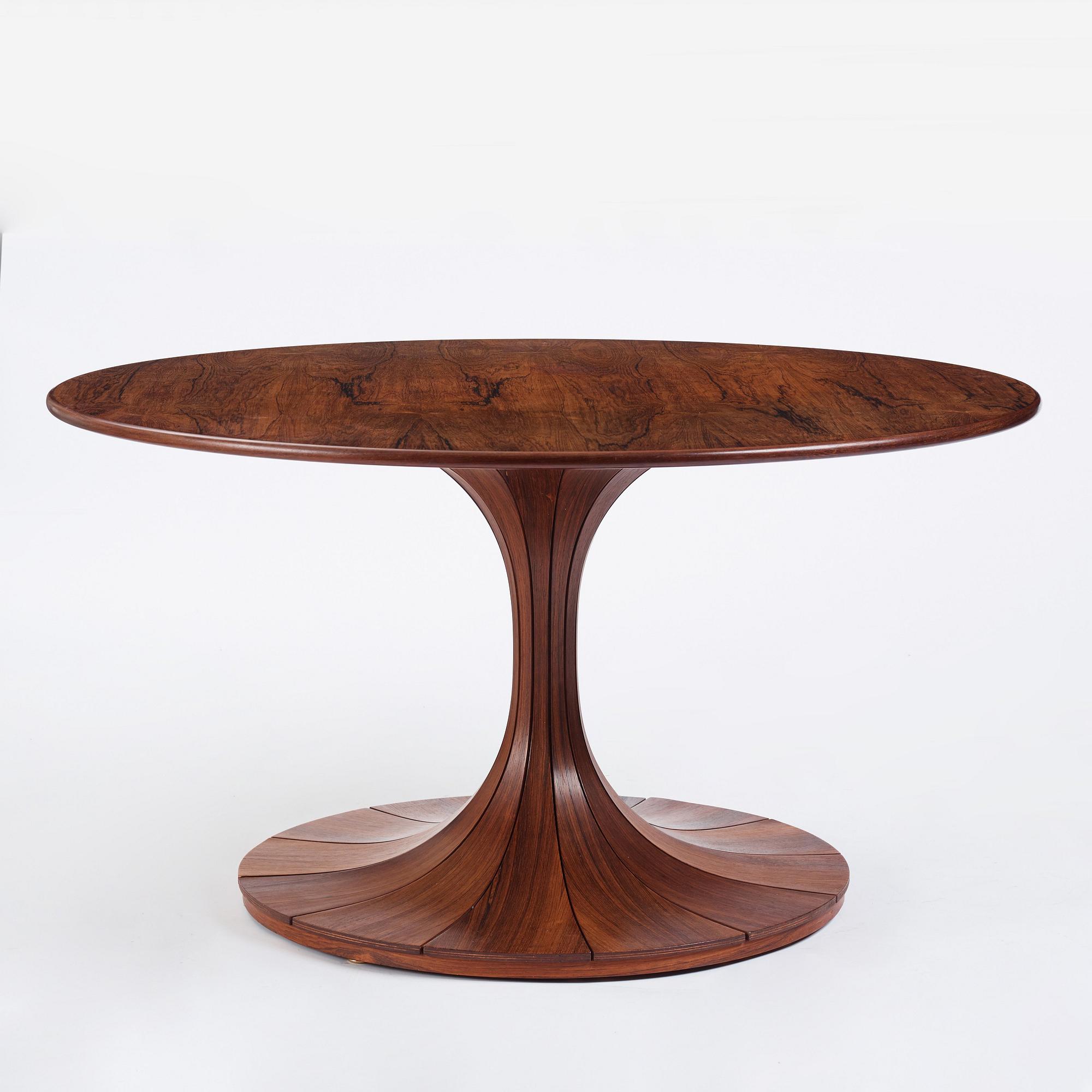 Karl Erik Ekselius, a rosewood veneered dining table, J.O. Carlssons Möbel AB, Vetlanda, 1960-70s.