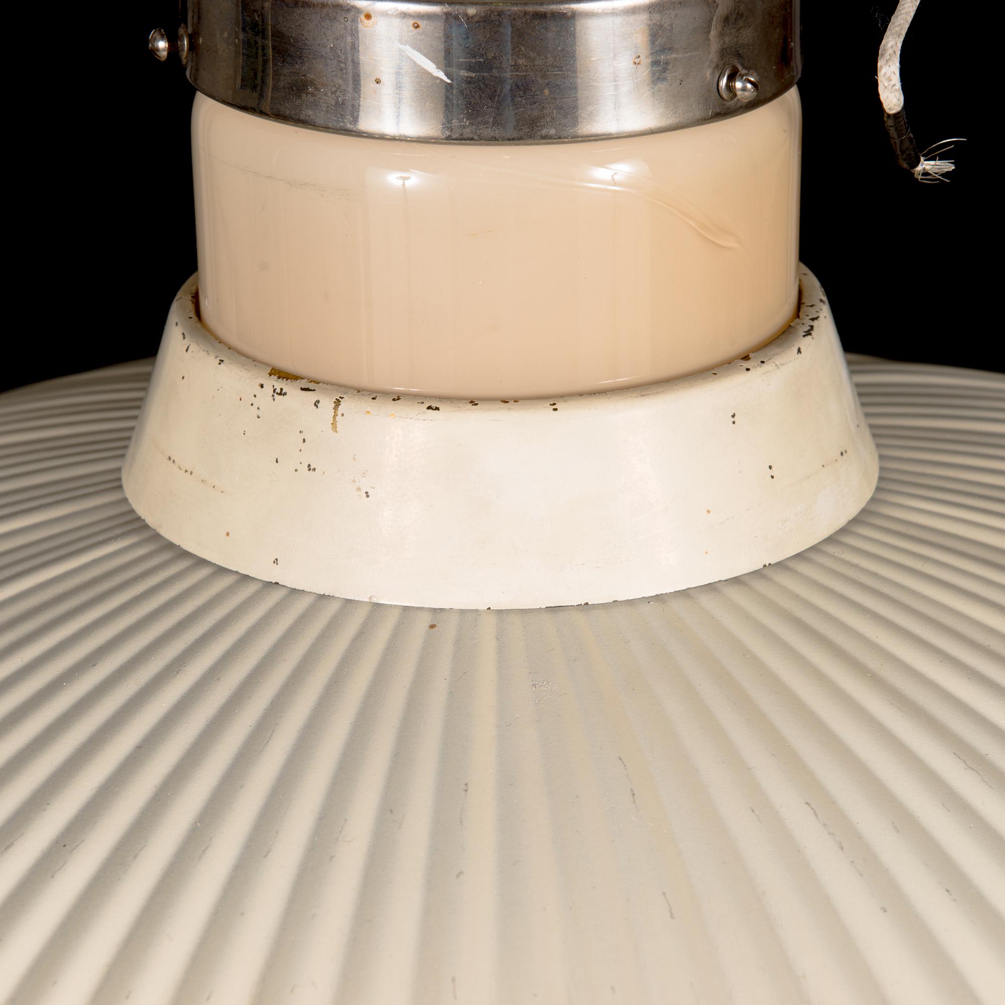 Paavo Tynell, a 1940 '2090' pendant light for Taito.