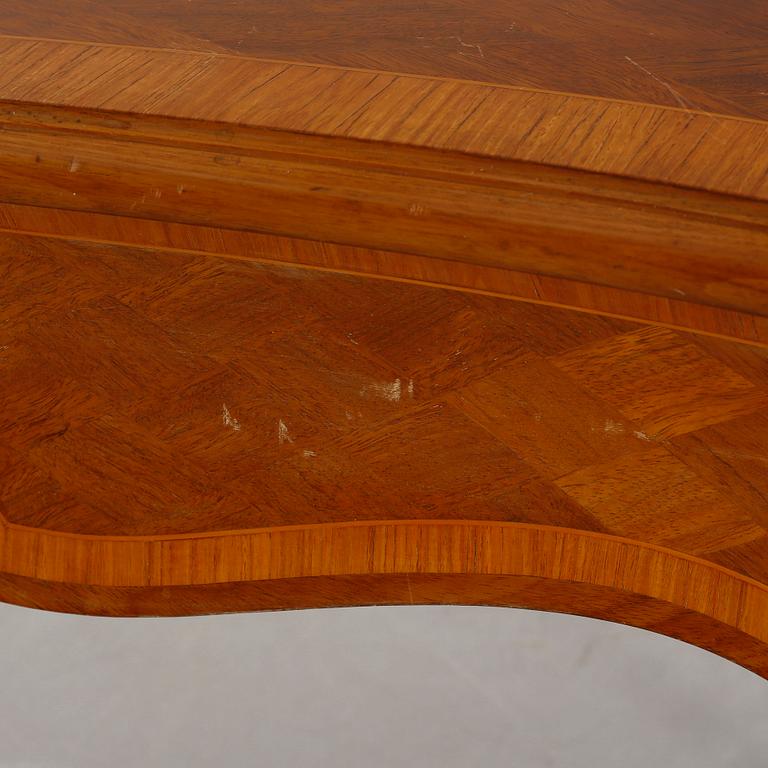 A mid 20th century desk.