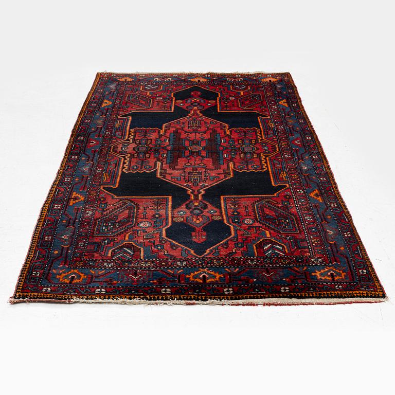 Rug, oriental, approx. 235 x 135 cm.