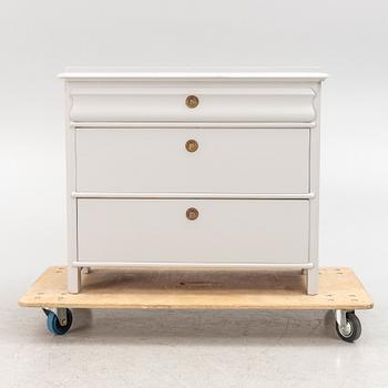 Chest of drawers, second half of the 19th century.