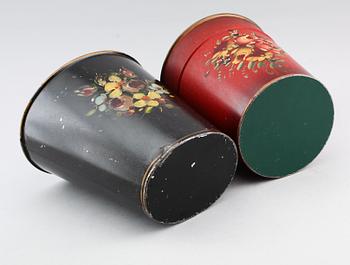 PAPPERSKORGAR, 2 st, 1900-talets mitt.