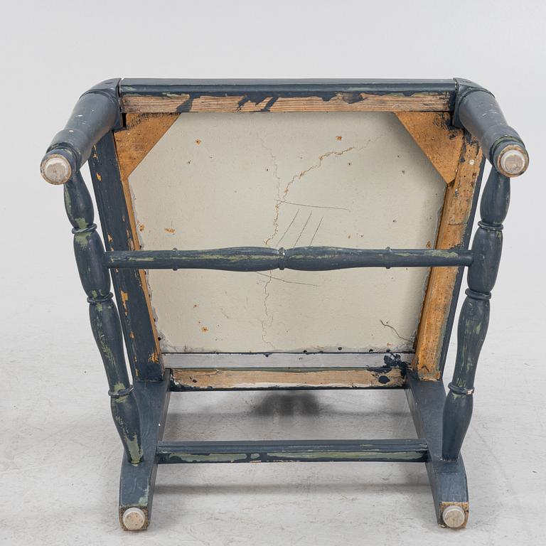 Three painted Gustavian chairs from around the year 1800.