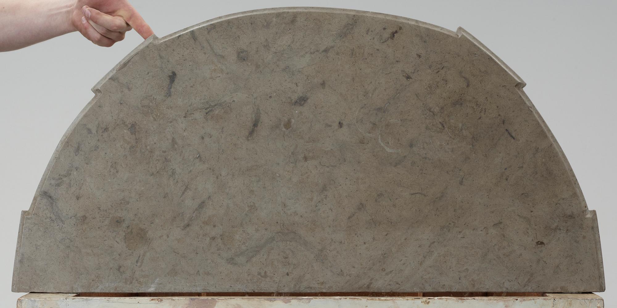 KONSOLBORD, två stycken. Gustavianskt samt  stil. Märkt 1902.
