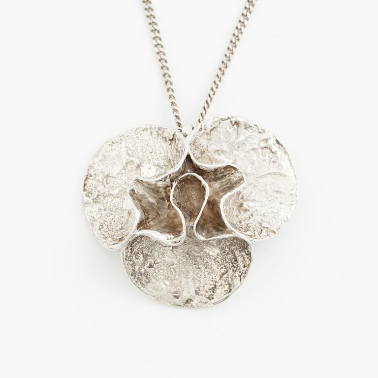 Theresia Hvorslev, bracelet, ring, pendant, earrings, 1 pair, sterling silver, chain, silver, Lidköping 1977, 1976, 1978 and 1973.